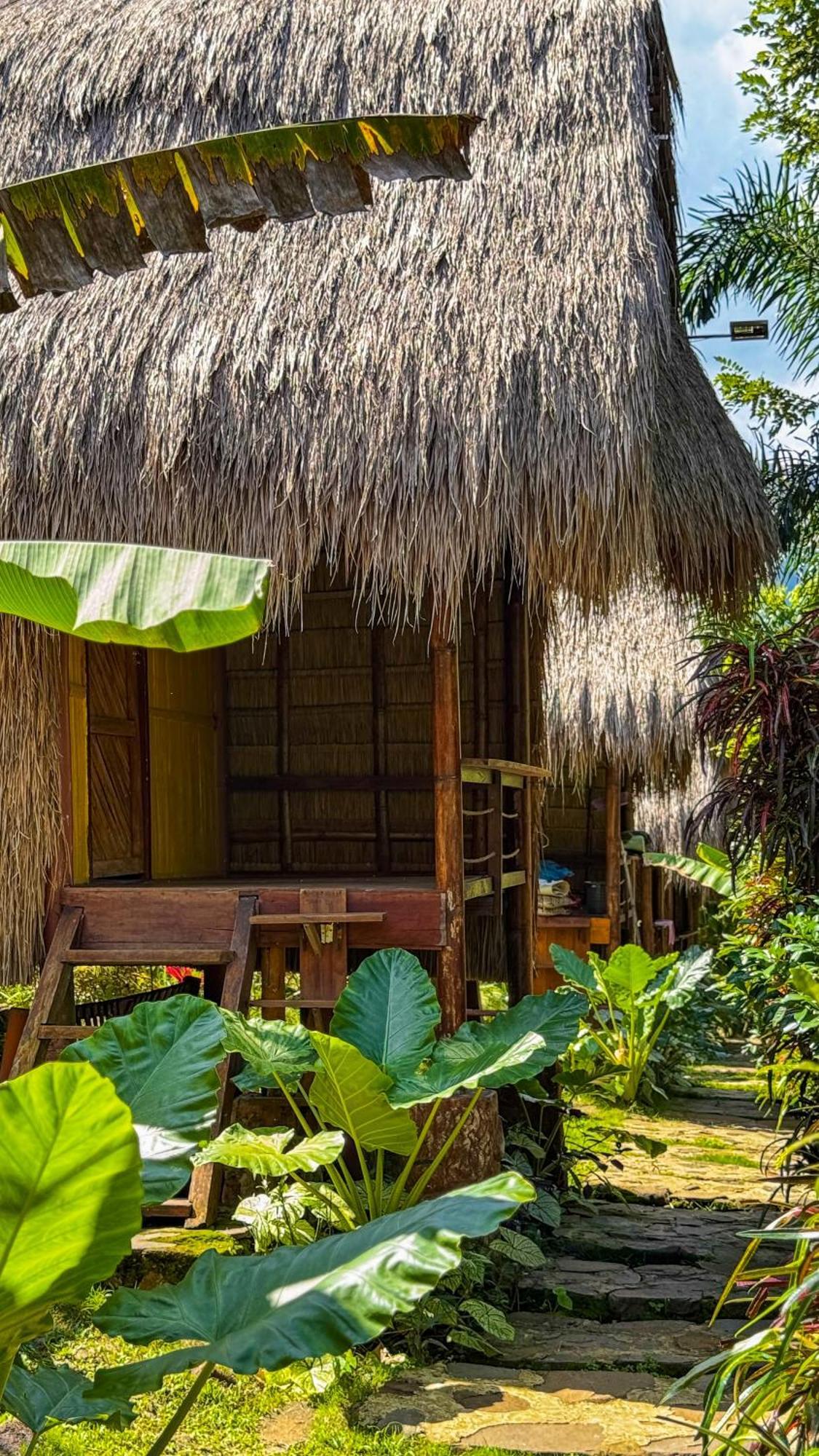 Sten Lodge Labuan Bajo Kültér fotó