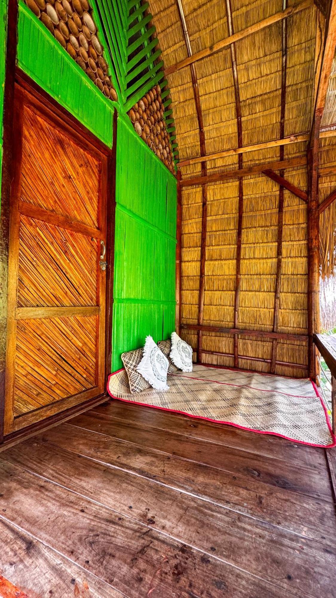 Sten Lodge Labuan Bajo Kültér fotó